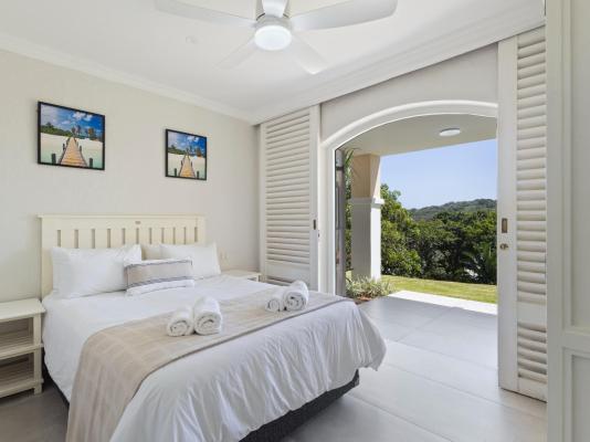 Montego Bay 32 and 9 - 253957