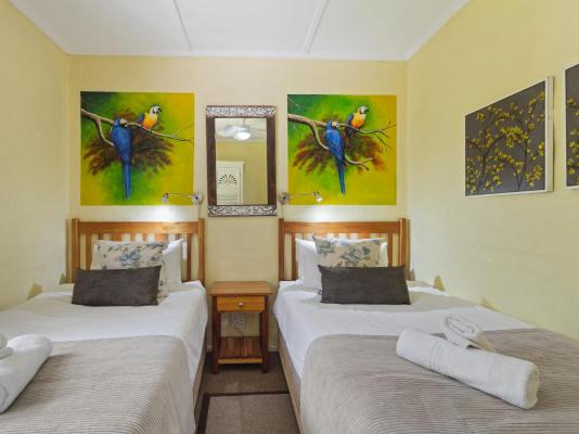 Montego Bay 32 and 9 - 253982