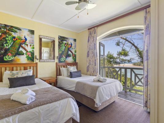 Montego Bay 32 and 9 - 254002