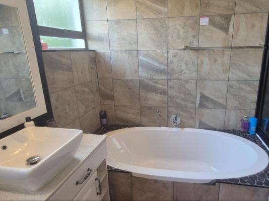 Goggas Nest BnB and Restaurant - 254023