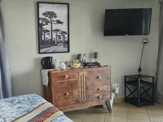 Goggas Nest BnB and Restaurant - 254078