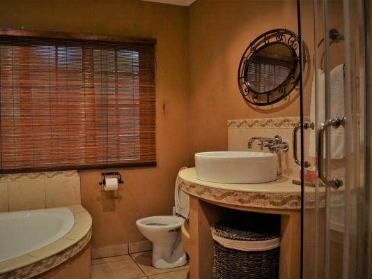 Room image 6