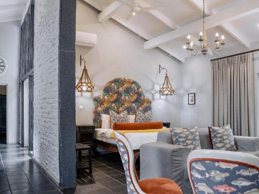 La Roca Guest House - 254489