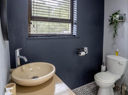 La Roca Guest House - 254509