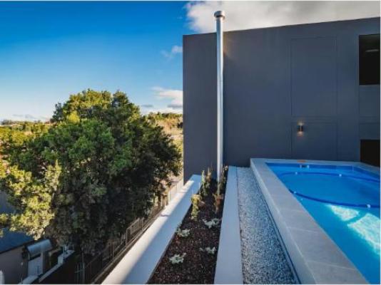 The Meadows - Swimming pool