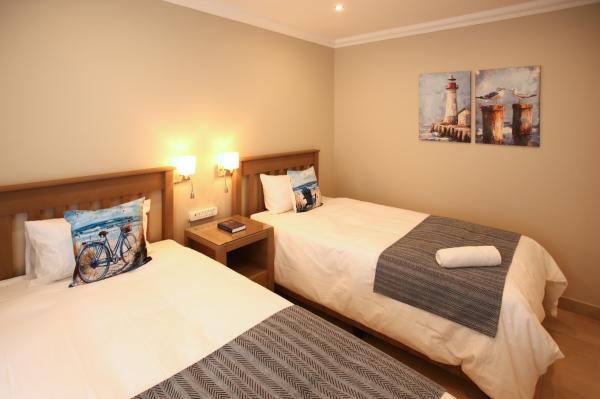 4 On Blue, Langebaan, 6-Sleeper - 254690