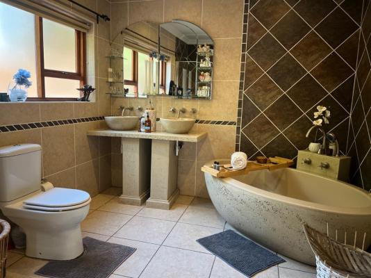 Map's View Guesthouse - 255001