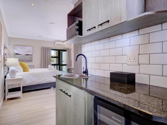 Ahoy Boutique Hotel Mandela Bay - 255086