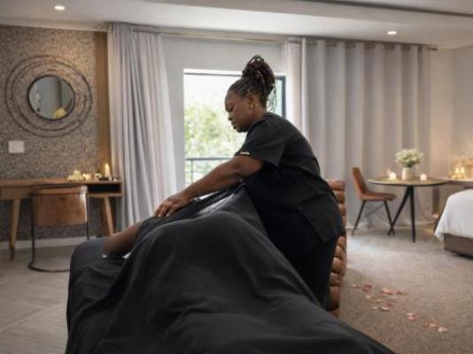 13 on Tenth - Spa and wellness facilities