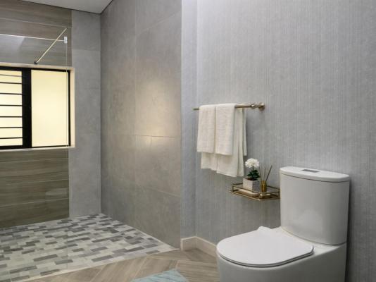 13 on Tenth - 255144