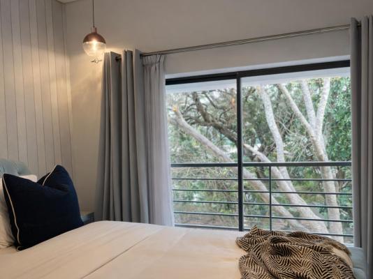 13 on Tenth - 255155