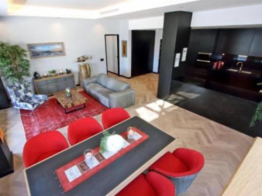 Crayfish Penthouse @ The Onyx - Cape Town - Living Room