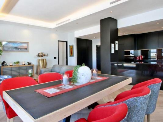 Crayfish Penthouse @ The Onyx - Cape Town - 255216