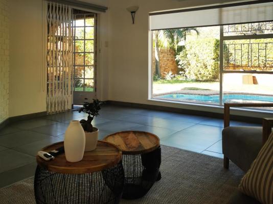 Hillton Manor Self-catering Apartments - 255322