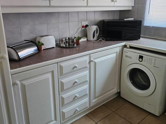 Hillton Manor Self-catering Apartments - 255336