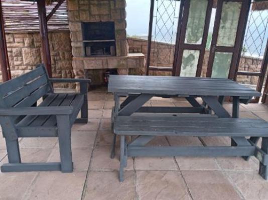 Whale's Tale - Patio