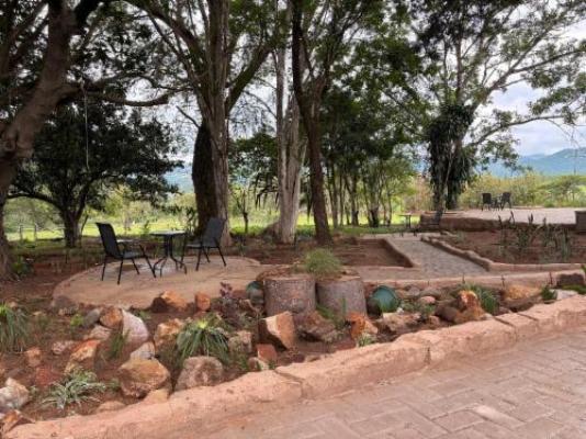 Zabini Lodge and Game Drive - Patio
