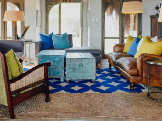 House Marape - Communal lounge/ TV room