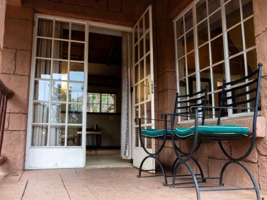 Mountain Lodge Family Room 