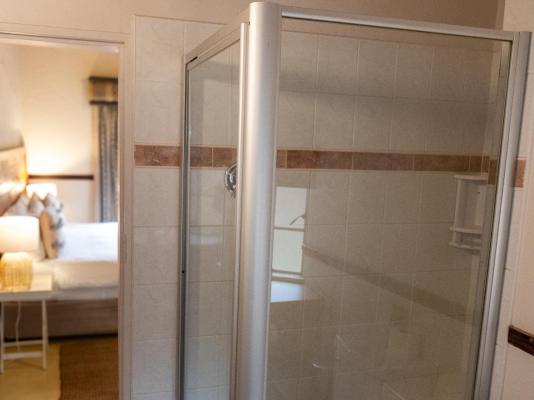 Mountain Lodge Family Room 