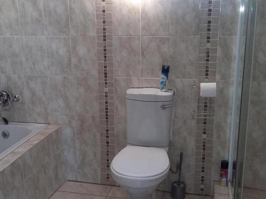 Vicky B Bed & Breakfast - 255714