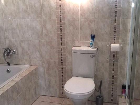 Vicky B Bed & Breakfast - 255721