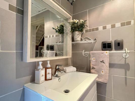 iKhaya LamaDube Game Lodge - 255757