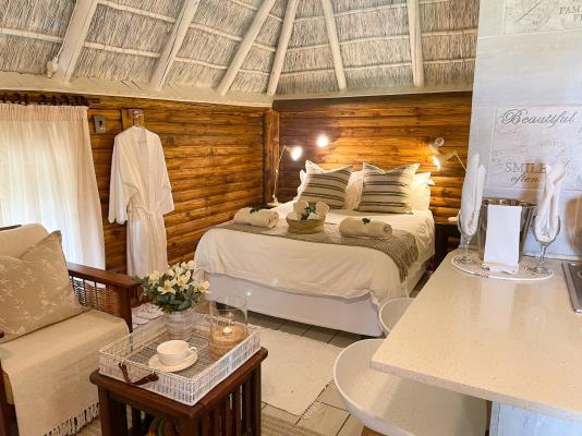 iKhaya LamaDube Game Lodge - 255763