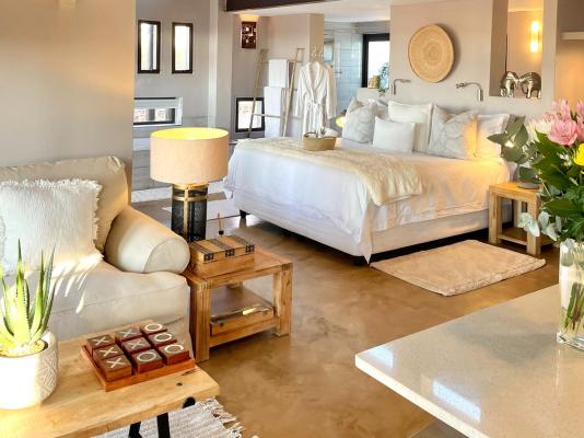 iKhaya LamaDube Game Lodge - 255776