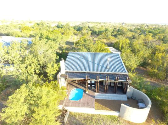 iKhaya LamaDube Game Lodge - 255780