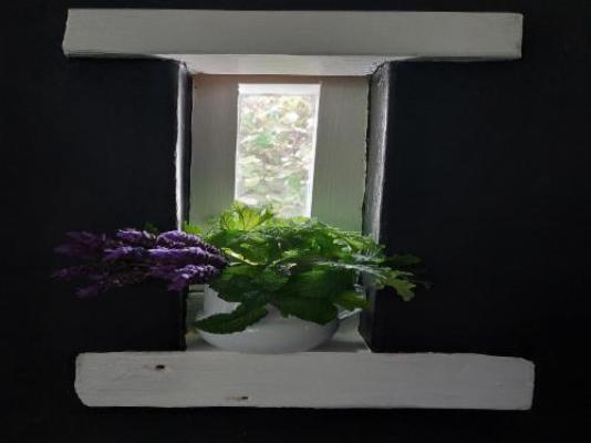 Kimi's Self Catering Guest Cottage - Decorative detail