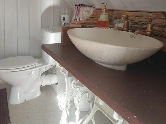 Kimi's Self Catering Guest Cottage - 256020