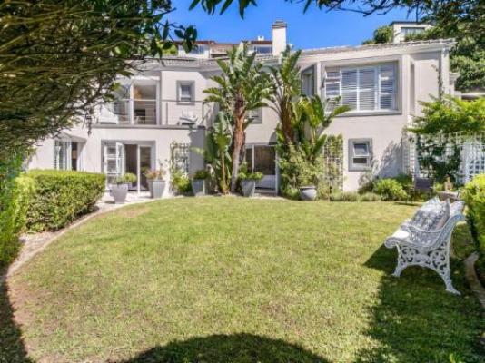 Phillip Villa - Property / Building