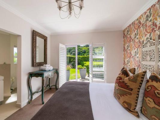 Phillip Villa - 256077