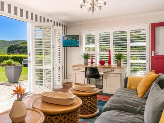 Phillip Villa - 256083