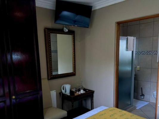 Aanmani Rose Guesthouse - 256165