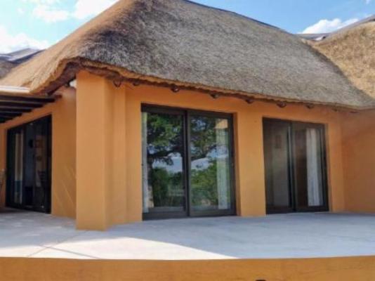 Phumula Bush Villa - Property / Building