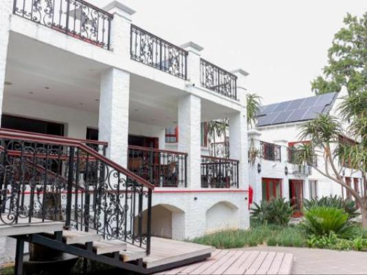 Inhle Executive Suites - Property / Building