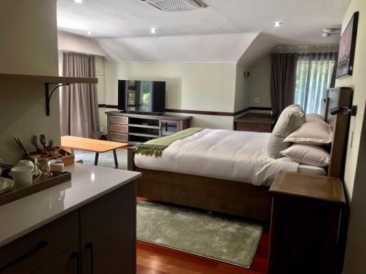 Inhle Executive Suites - 256221