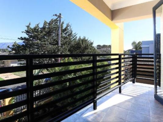 Camdale Guesthouse - Patio