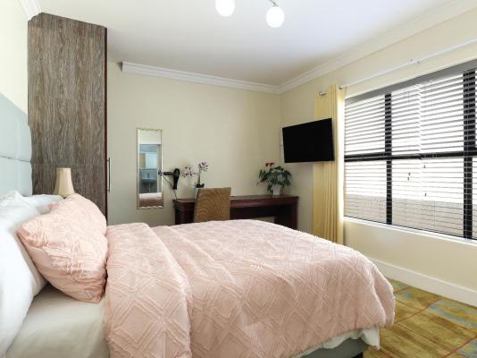 Camdale Guesthouse - 256259