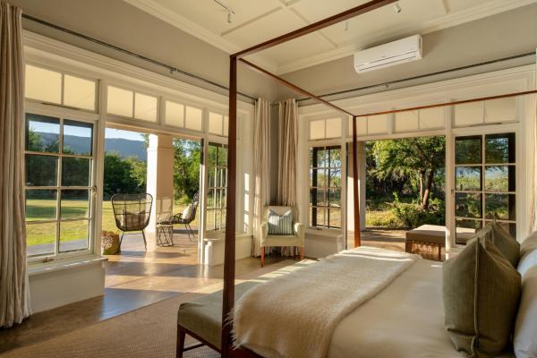 The Manor-Exclusive Use