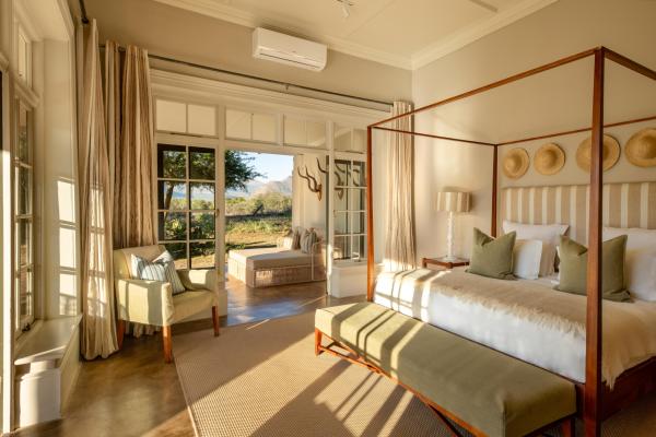 The Manor-Exclusive Use