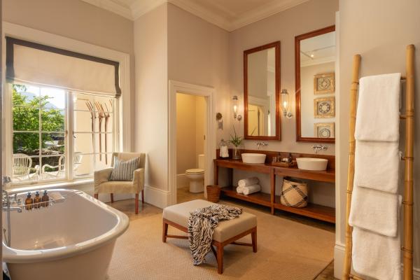 The Manor-Exclusive Use