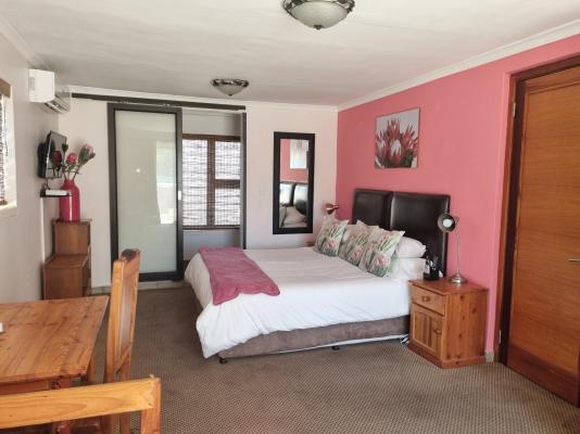 Room image 6