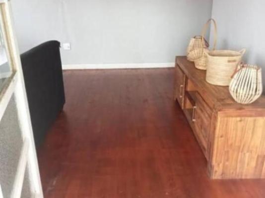 Kennington Lodge - Facade or entrance