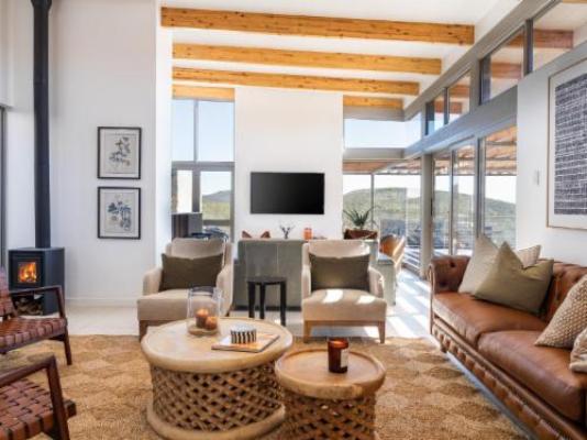 Goats Window Luxury Safari Lodge - Communal lounge/ TV room