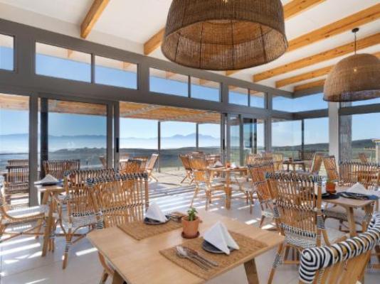 Goats Window Luxury Safari Lodge - Dining area