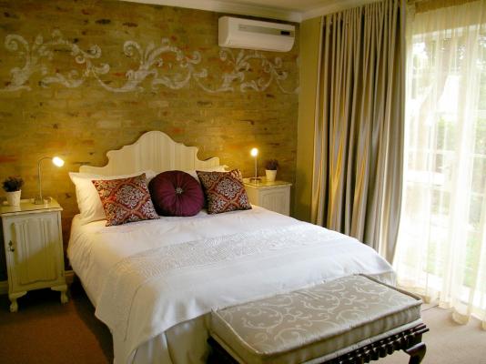 Anne's Place - 256613