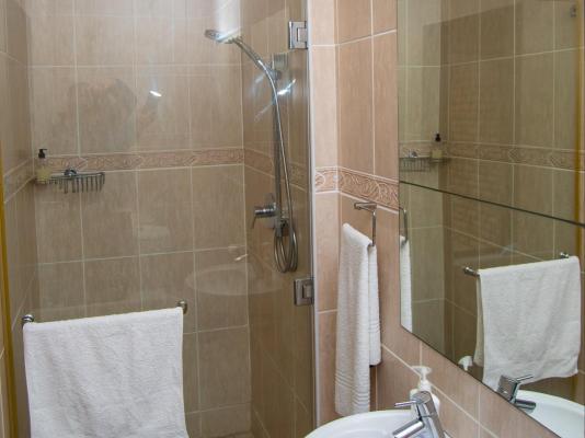 Great White Accommodation - 256659